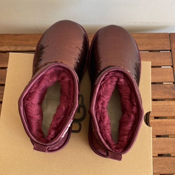 UGG Classic Ultra Mini Mirror Ball Sequins Boots Wild Grape US Women 6/UK4/EU37 - Picture 8 of 15